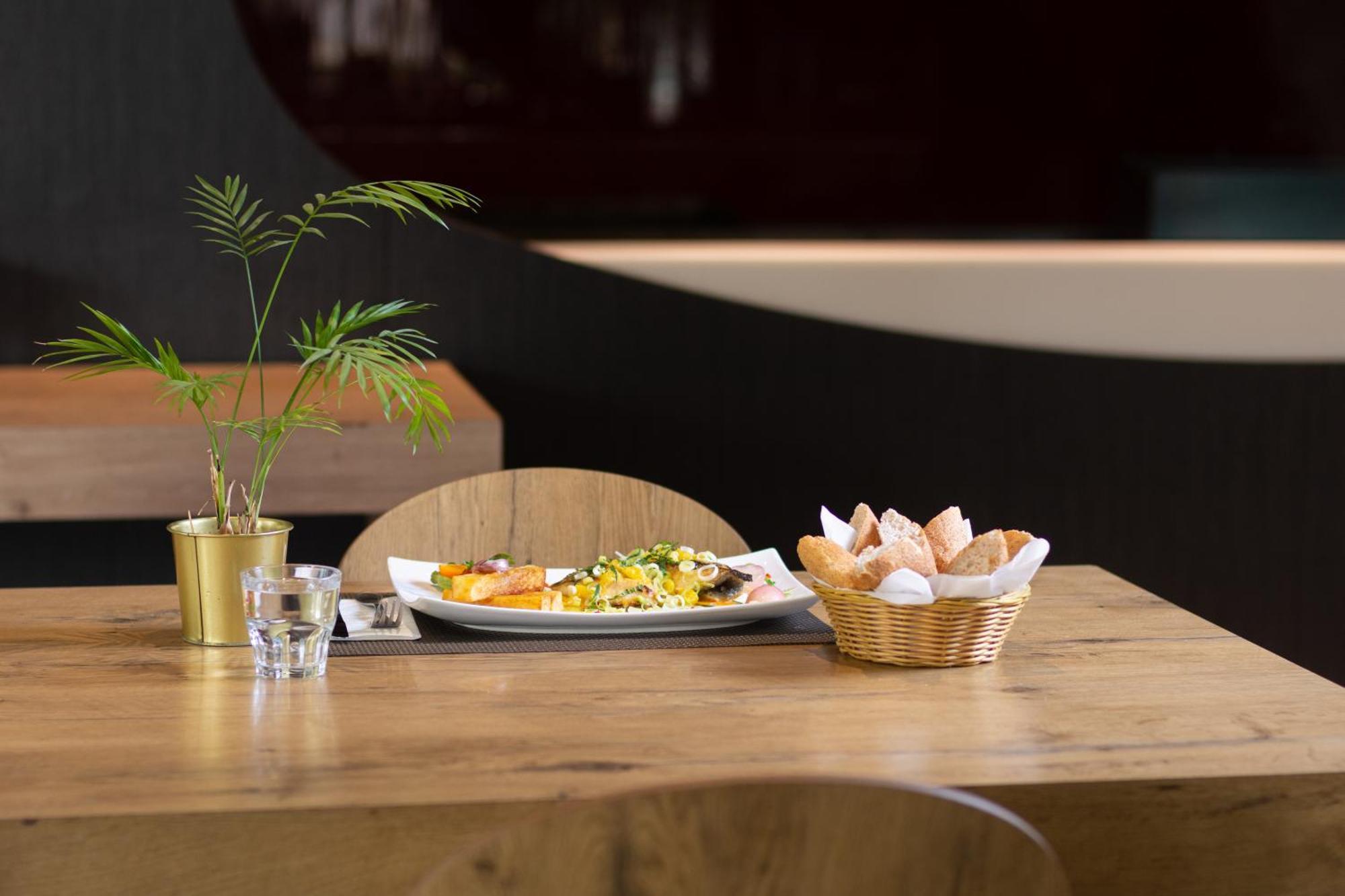 Hotel Ibis Rabat Agdal Exterior foto