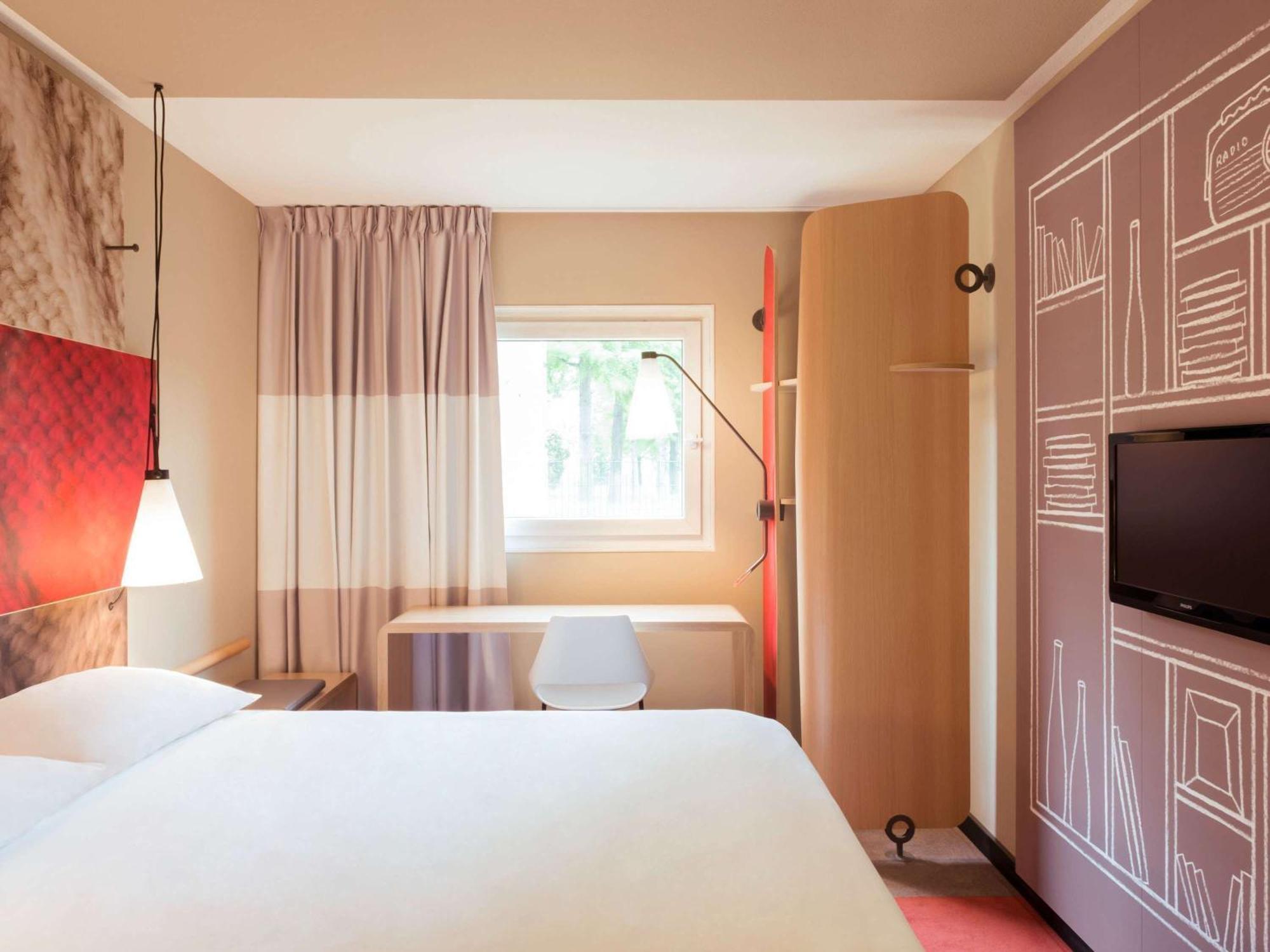 Hotel Ibis Rabat Agdal Exterior foto